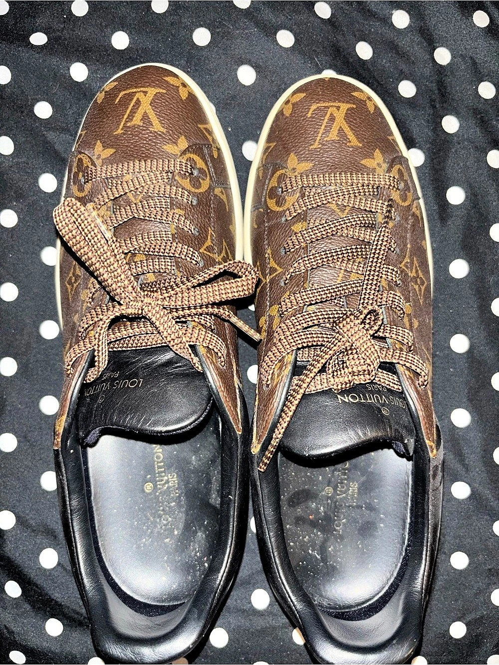 Louis Vuitton Monogram Menโs Sneakers Size 7